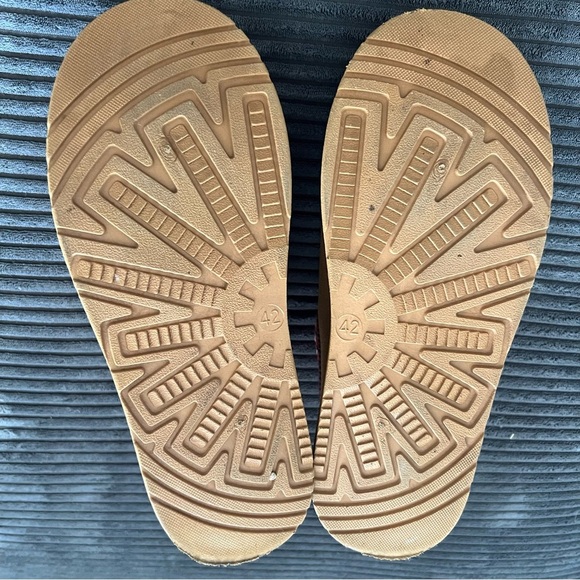 Women's Platform Slippers Mini Boots Tasman Slippers - Size 42 / US 9 - Picture 10 of 11